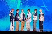 NCT DREAM, 자카르타 스타디움 콘서트 전석 매진+4만 관객 운집!